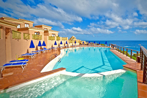 HOTEL COSTA PARADISO - Trinità d'Agultu e Vignola Panorama unico, a 700 metri dalla spiaggia di Li Cossi