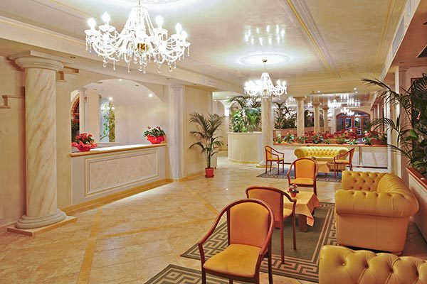 HOTEL ANTICO MONASTERO - Toscolano-Maderno Case mobili fino a 5 posti letto