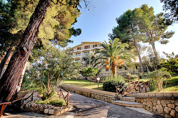 HOTEL CLUB GUARDACOSTA - Squillace Sulla costa jonica della Calabria