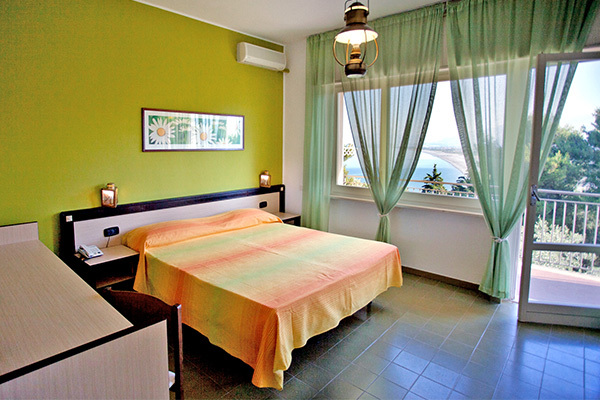 HOTEL CLUB GUARDACOSTA - Squillace Sulla costa jonica della Calabria