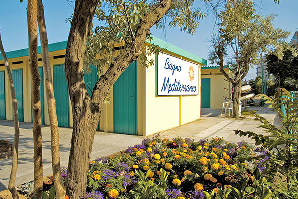 HOTEL MEDITERRANEO 3* - Lido di Savio (RA) Direttamente sul mare, ideale per famiglie
