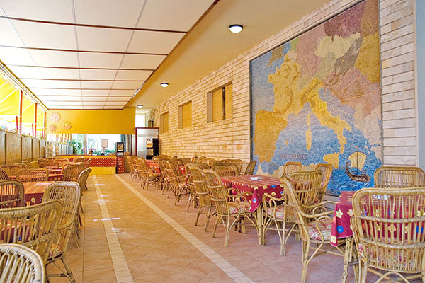 HOTEL MEDITERRANEO 3* - Lido di Savio (RA) Direttamente sul mare, ideale per famiglie