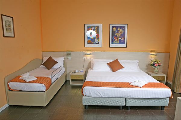 HOTEL MICHELANGELO 4*S - Milano Marittima (RA) Elegante 4*S in posizione privilegiata
