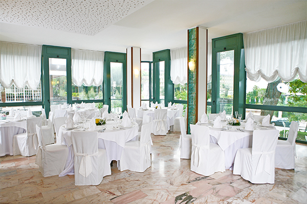 HOTEL MICHELANGELO 4*S - Milano Marittima (RA) Elegante 4*S in posizione privilegiata