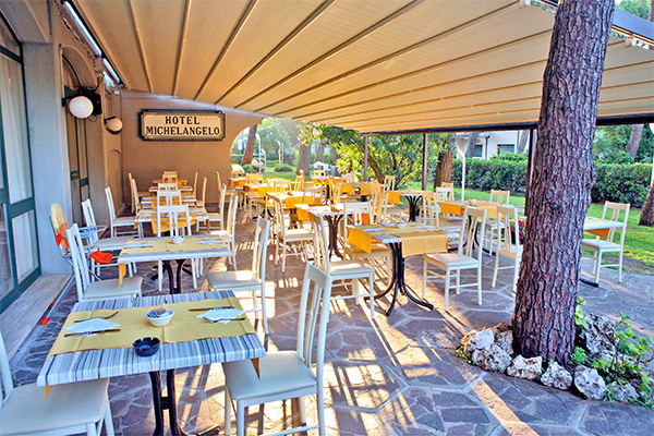 HOTEL MICHELANGELO 4*S - Milano Marittima (RA) Elegante 4*S in posizione privilegiata