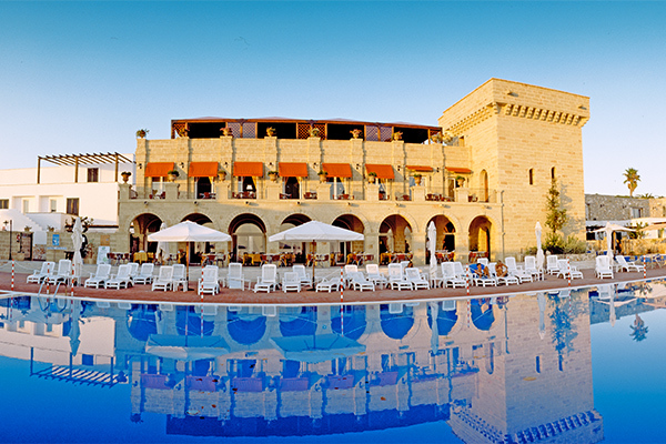 NICOLAUS CLUB MESSAPIA RESORT 4* - Santa Maria di Leuca (LE) Panoramico resort, ideale per bambini