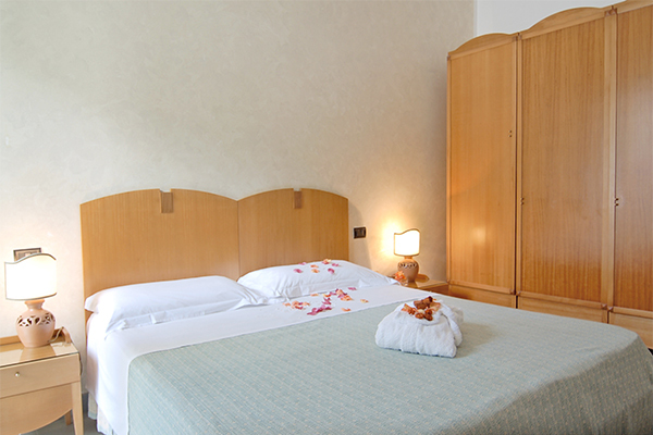 GRAND HOTEL MEDITERRANEO - Santa Cesarea Terme In Salento, hotel elegante e moderno