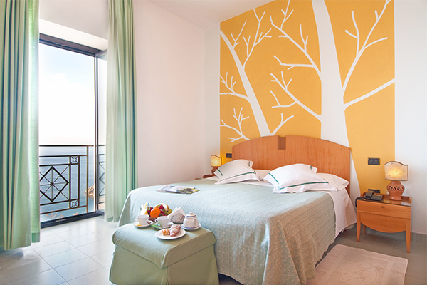 GRAND HOTEL MEDITERRANEO - Santa Cesarea Terme In Salento, hotel elegante e moderno