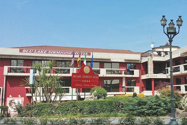 BLU LAKE SIRMIONE HOTEL - Sirmione A pochi passi dalla spiaggia