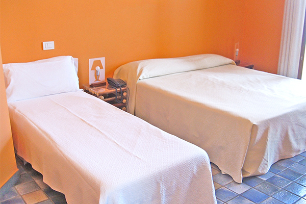 ALBERGO ESPERIA - Milazzo Moderno 3* sul mare