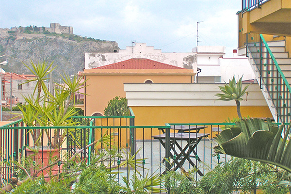 ALBERGO ESPERIA - Milazzo Moderno 3* sul mare