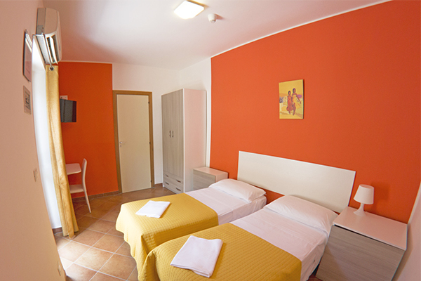 HOTEL CITTA' BIANCA COUNTRY RESORT 4* - Ostuni (BR) Resort 4* in un uliveto secolare, nel Salento