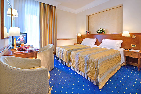 GRAND HOTEL TERME 5* - Montegrotto Terme (PD) Weekend rigenerante, ideale per coppie