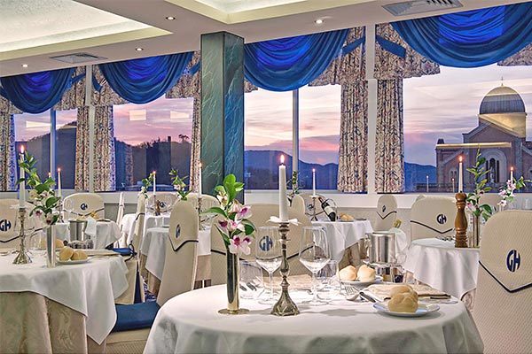 GRAND HOTEL TERME 5* - Montegrotto Terme (PD) Weekend rigenerante, ideale per coppie