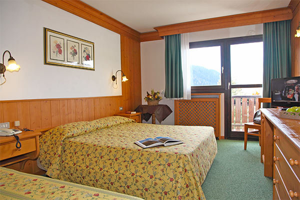 HOTEL NIGRITELLA - Valle di Cadore A 100 metri dalle piste, in Val Gardena