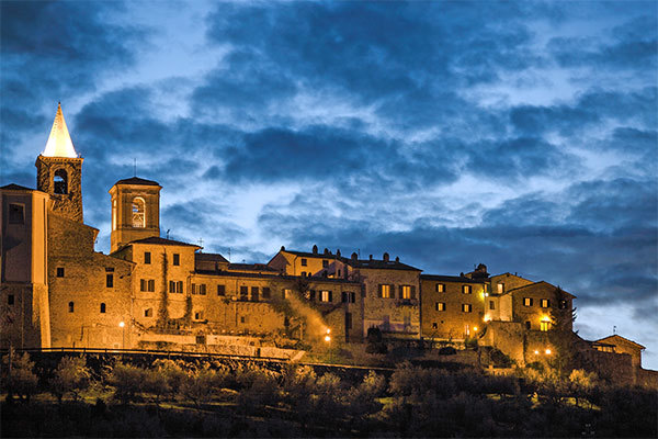 RELAIS LA CORTE DI BETTONA 4* - Bettona Suggestiva dimora del 1300, tra wellness e attività