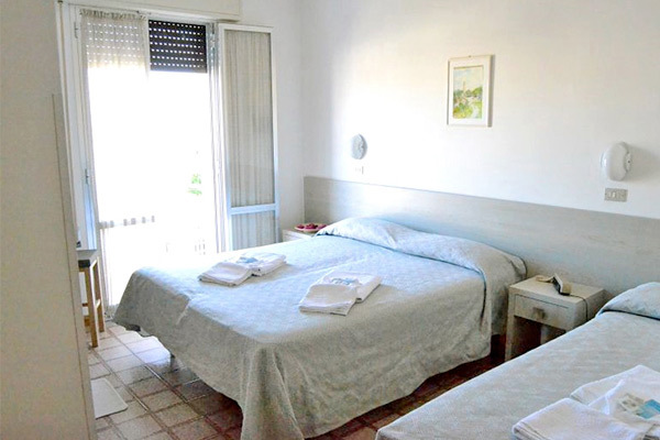 HOTEL FABIO 3* - San Mauro Pascoli (FC) Sul mare, spiaggia inclusa