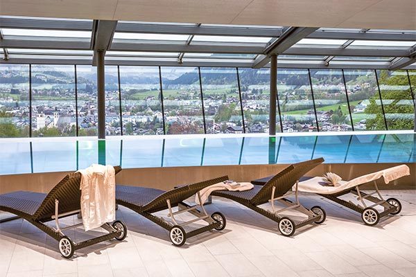 HOTEL SCHLOSS LEBENBERG 4S* - Kitzbühel (Tirolo - Austria) Wellness esclusivo nel castello
