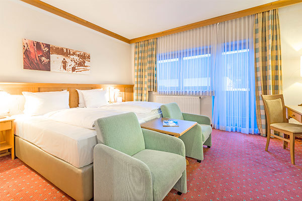 EVA,VILLAGE 4* - Saalbach (Salisburghese - Austria)