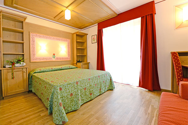 HOTEL MEDIL WELLNESS & FAMILY 4* - Campitello di Fassa Wellness & Family in Val di Fassa