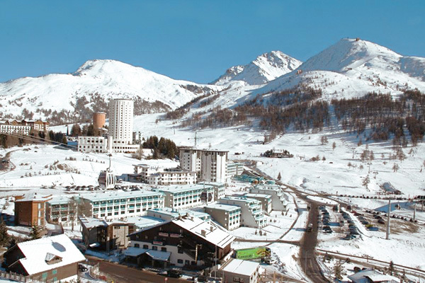 VILLAGGIO OLIMPICO 4* - Sestriere (TO) Village Resort nella Via Lattea