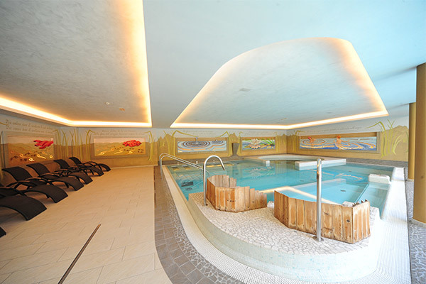 HOTEL ALPHOLIDAY DOLOMITI - Dimaro Accogliente 4* nella Val di Sole