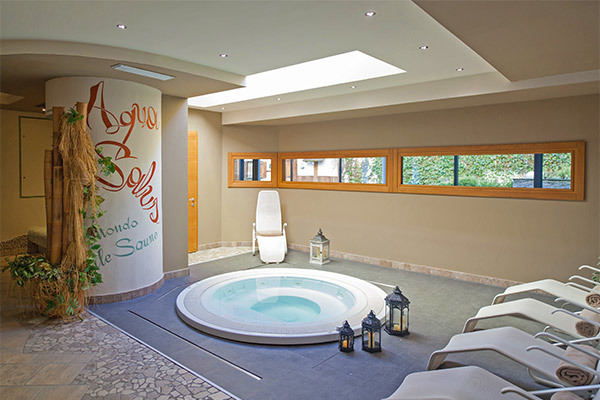 HOTEL ALPHOLIDAY DOLOMITI - Dimaro Accogliente 4* nella Val di Sole