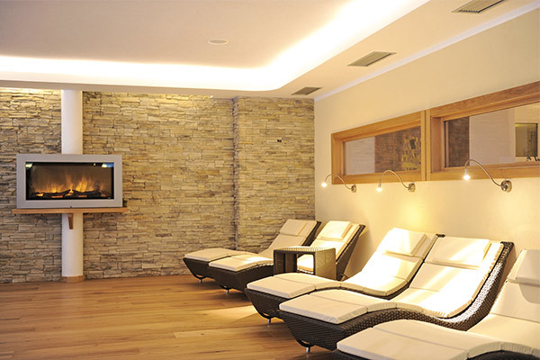 HOTEL ALPHOLIDAY DOLOMITI - Dimaro Accogliente 4* nella Val di Sole