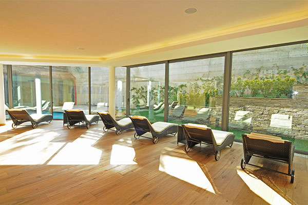 HOTEL ALPHOLIDAY DOLOMITI - Dimaro Accogliente 4* nella Val di Sole