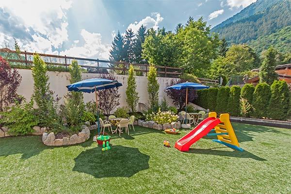 HOTEL ALPHOLIDAY DOLOMITI - Dimaro Accogliente 4* nella Val di Sole