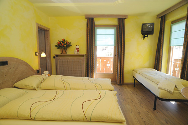 HOTEL PICCOLO MONDO 3* - Livigno Accogliente 3* in tipico stile montano