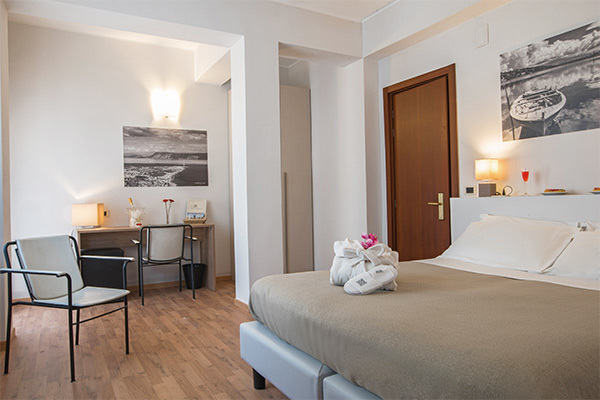 VILLA MORGANA RESORT & SPA - Messina In elegante villa, a 1 km dal mare