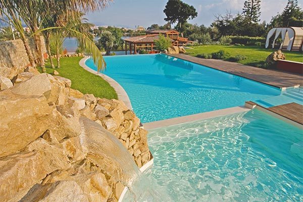 VILLA MORGANA RESORT & SPA - Messina In elegante villa, a 1 km dal mare