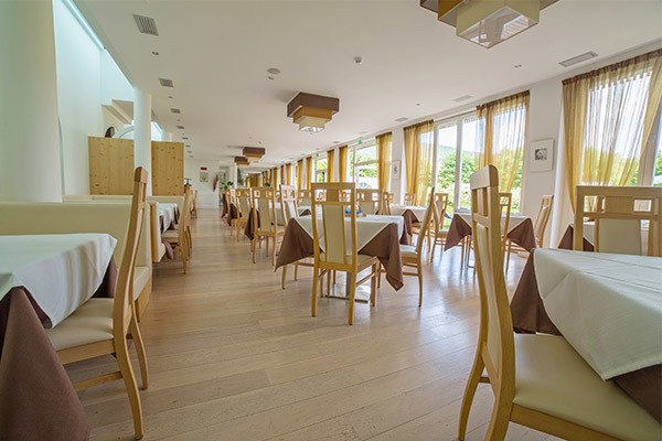 ALPEN HOTEL EGHEL 3*S - Soraga Wellness hotel 3*S in Val di Fassa