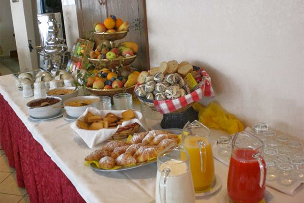 HOTEL UNTERINNERHOF 3* - Renon (BZ) Ospitalità tirolese, prezzo imbattibile
