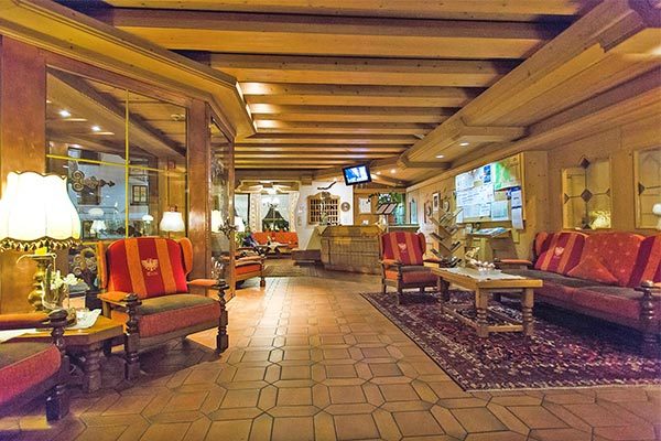 HOTEL AUDERER - Imst In tipico stile tirolese