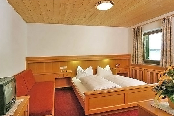HOTEL GISSER - Chienes Low cost, vicino a Plan de Corones