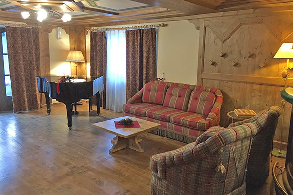 HOTEL PERLA - Madonna di Campiglio In famiglia sulle Dolomiti del Brenta