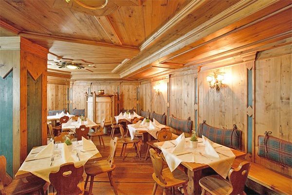 HOTEL PERLA - Madonna di Campiglio In famiglia sulle Dolomiti del Brenta