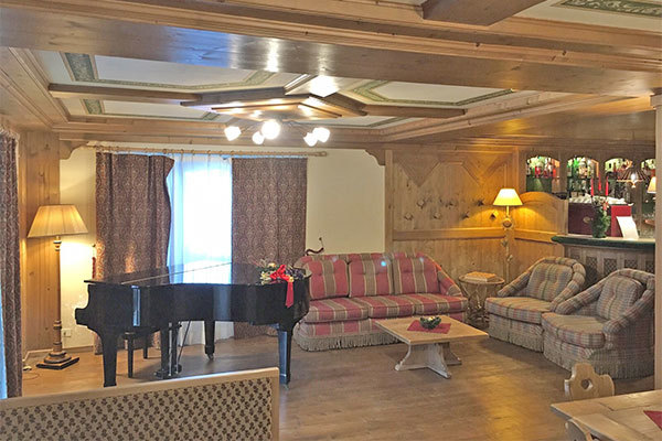 HOTEL PERLA - Madonna di Campiglio In famiglia sulle Dolomiti del Brenta