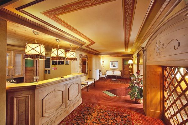 HOTEL PERLA - Madonna di Campiglio In famiglia sulle Dolomiti del Brenta
