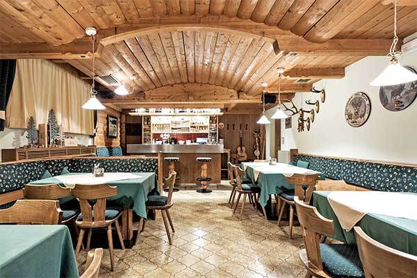 HOTEL ALPENHOF 3*S - Santa Valburga - Ultimo (BZ) Immerso nella natura