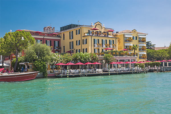 HOTEL SIRMIONE E PROMESSI SPOSI - Sirmione Benessere chic in riva al Lago di Garda