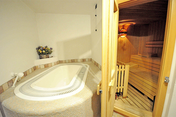 HOTEL ALPENROSE 3* - Siror (TN) Divertimento assicurato sulle vicine piste da sci
