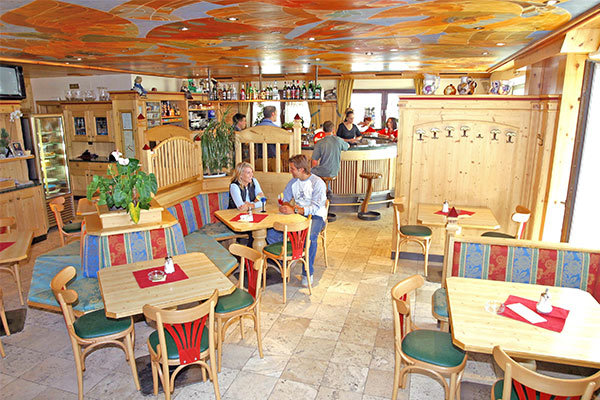 PICCOLO HOTEL GURSCHLER 3*S - Senales (BZ) Ai piedi del ghiacciaio della Val Senales