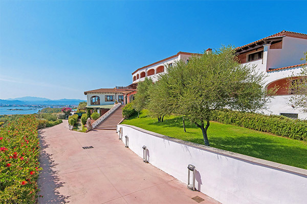 HOTEL ALESSANDRO 4* - Olbia (OT) In posizione strategica