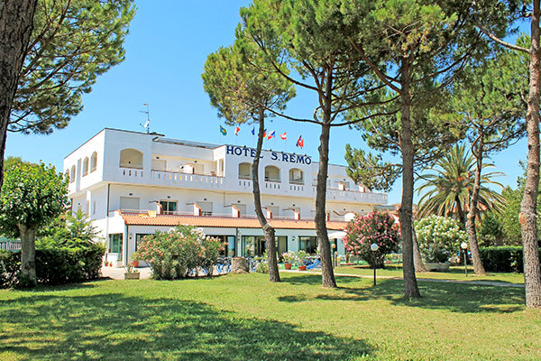 HOTEL SAN REMO 3* - Villa Rosa di Martinsicuro (TE) All Inclusive, fronte mare