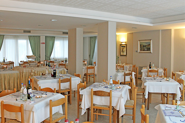 HOTEL SAN REMO 3* - Villa Rosa di Martinsicuro (TE) All Inclusive, fronte mare