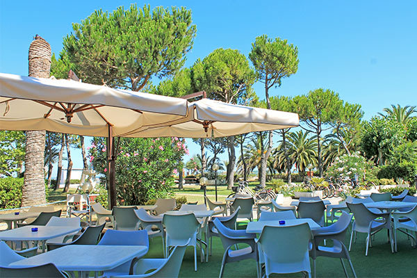 HOTEL SAN REMO 3* - Villa Rosa di Martinsicuro (TE) All Inclusive, fronte mare
