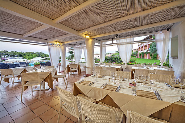 GRAND HOTEL IN PORTO CERVO 4*S - Arzachena (OT) Elegante 4*S in Costa Smeralda